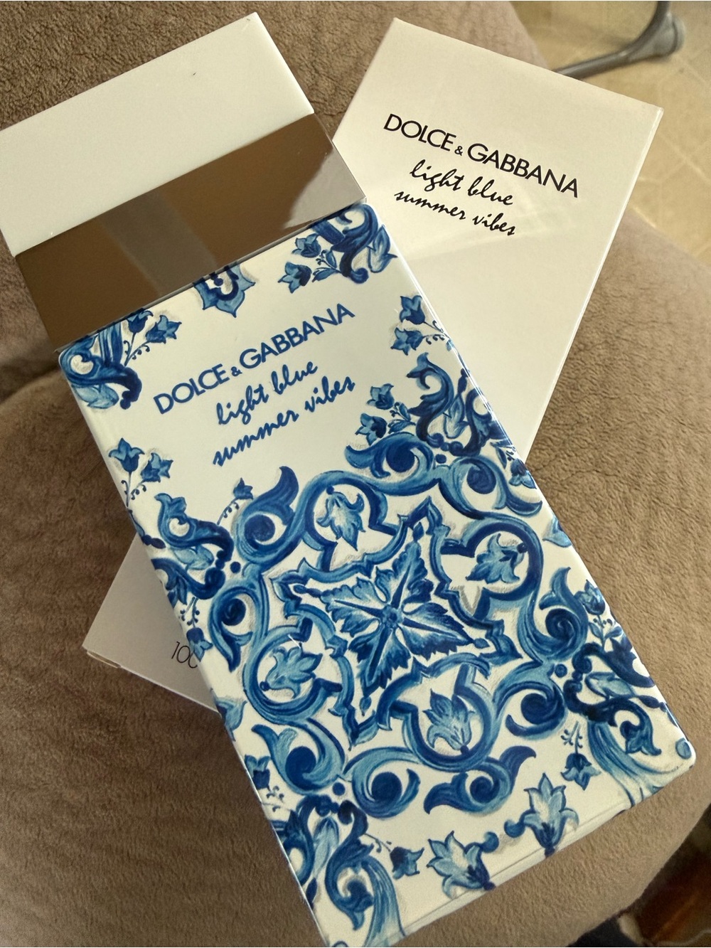 Dolce & Gabbana Light Blue Summer Vibes perfume 100ml